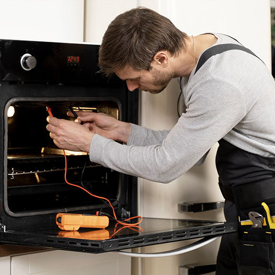 Oven being maintained by Ricks Affordable Heating and Cooling in Perrysburg, Ohio